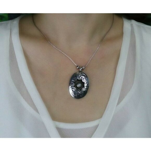 Sterling Silver Moonstone Liquid Beads Necklace 18 inch - Picture 2 of 8